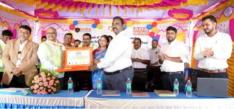 ரயில் பாதையின் அடியில் தள்ளப்பட்ட மிகப்பெரிய "வலுவூட்டப்பட்ட சிமெண்ட் கான்கிரீட் பெட்டி (RCC)” அமைத்து ஆசிய சாதனை.!