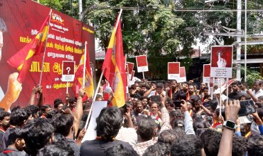 தென்காசியில் த வெ க வினர், வாக்காளர் பட்டியல் சிறப்பு தீவிர திருத்தத்திற்கு எதிர்ப்பு தெரிவித்து ஆர்ப்பாட்டம் .!