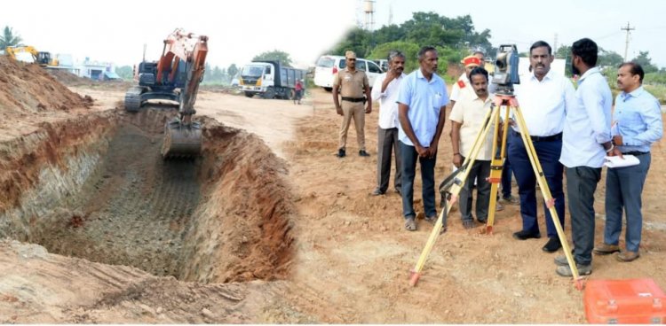 போலுப்பள்ளியில் இடது புற புதிய கால்வாய்கள் வெட்டும் பணிகளை மாவட்ட ஆட்சித்தலைவர் ச.தினேஷ் குமார், இ.ஆ.ப., நேரில் பார்வையிட்டு ஆய்வு.!