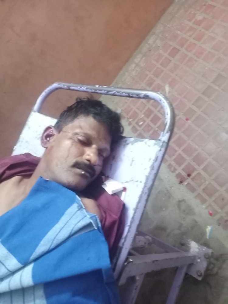 இருசக்கர வாகனங்கள் ஒன்றோடு ஒன்று மோதல் எம் பி யின் முகாம் அலுவலக டிரைவர் சம்பவ இடத்திலேயே உயிரிழப்பு மேலும் ஒருவர் படுகாயம். !