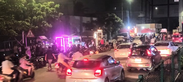 புழுதிவாக்கத்தில் மாலை நேர சாலையோர கடைகளில் காவல்துறை, மாநகராட்சி, நெடுஞ்சாலை துறையினர் வசூல் வேட்டை. .!