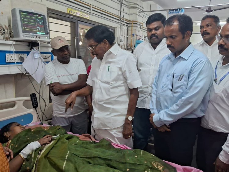 தென்காசி அருகே 2 தனியார் பேருந்துகள் நேருக்கு நேர் மோதி விபத்து 7 பேர்பலி 66 பேர் படுகாயம் .!