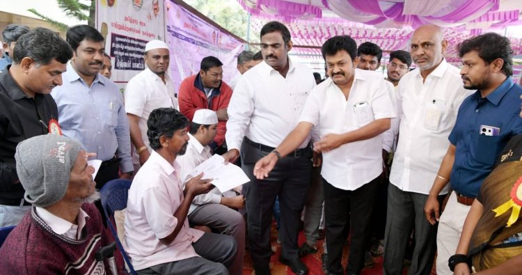 நலம் காக்கும் ஸ்டாலின் திட்ட மருத்துவ முகாம். !