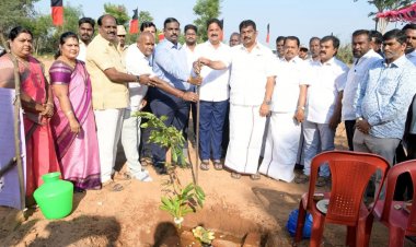 ஜிஞ்சுப்பள்ளி கிராமத்தில், ரூ.12 கோடியே 85 இலட்சம் மதிப்பில் 9,000 மெட்ரிக் டன் கொள்ளளவுடன் கட்டப்படவுள்ள மேற்கூரை அமைப்புடன் கூடிய நவீன நெல் சேமிப்பு வளாகத்திற்கு பூமி பூஜை. !