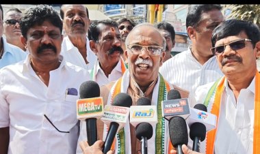 ஓசூரில் மேற்கு மாவட்ட காங்கிரஸ் கட்சியின் 141 வது ஆண்டு துவக்க நாள் கேக் வெட்டி கொண்டாட்டம் .!