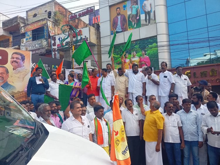 தென்காசியில் இருந்து காசிக்கு வாகன பயணம் நயினார் நாகேந்திரன்  எம் எல் ஏ கொடியசைத்து துவக்கி வைத்தார்.!