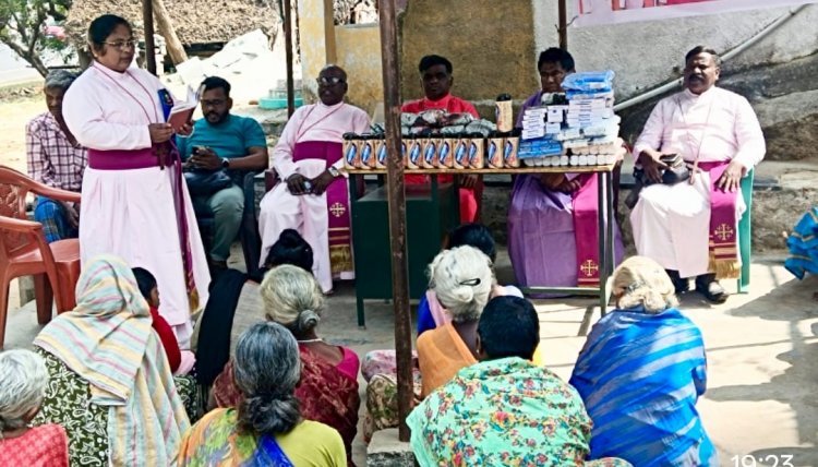 சிறுபானமையினர் தினத்தினை முன்னிட்டு எழும்பி பிரகாசி மிஷனரி பேராயம் சார்பில் அன்னை தெரசா தொழு நோயாளிகள் காப்பகத்தில் முப்பெரும் விழா .!