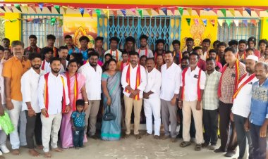 வேப்பனஹள்ளி அருகே உள்ள அரியானப்பள்ளியில் மத்திய மாவட்ட செயலாளர் சுரேஷ் தலைமையில் நூற்றுக்கும் மேற்பட்டவர்கள் தவெக கட்சியில் இணைந்தனர்.!