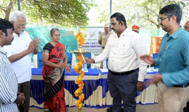 காய்கறி பிரித்தாளும் மையத்தினை மாவட்ட ஆட்சித்தலைவர் ச.தினேஷ் குமார் இ.ஆ.ப. குத்துவிளக்கேற்றி திறந்து வைத்தார்.!