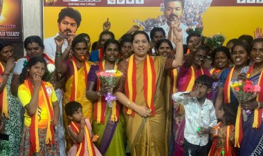 அதிமுக முன்னாள் கவுன்சிலர், சூளகிரி முன்னாள் சேர்மன் முன்னிலையில் தவெகவில் இணைந்தார்.!