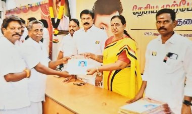 தேமுதிக சார்பில் போட்டியிட தனது விருப்ப மனுவினை மேற்கு ஒன்றிய தேமுதிக செயலாளர் சி.வஜ்ரவேல் செயலாளர் பிரேமலதா விஜயகாந்த் அவர்களிடம் வழங்கினார்.!