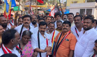 ஓசூரில் அதிமுக வேட்பாளர் அறிவிப்பு: தொண்டர்கள் பட்டாசு வெடித்து உற்சாக கொண்டாட்டம்.!