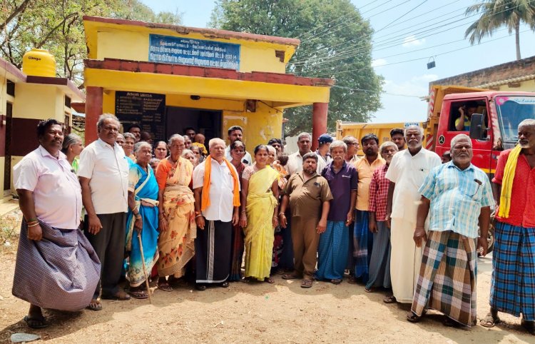 பட்டா வழங்கிட வலியுறுத்தி பாதிக்கப்பட்ட கிராம மக்கள் கிராம நிர்வாக அலுவலகத்தினை முற்றுகையிட்டு போராட்டத்தில் ஈடுபட்டனர்.!