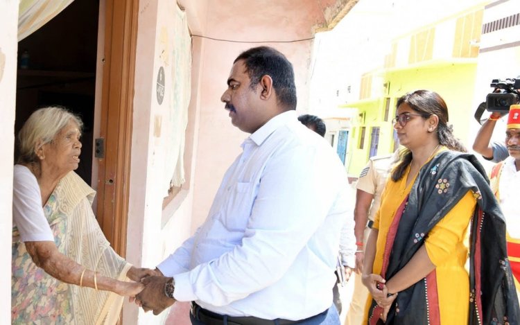 பர்கூர் பேரூராட்சியில், 85 வயதுக்கு மேற்பட்டவர்களுக்கு 12 D படிவம் வழங்கப்பட்டது. !