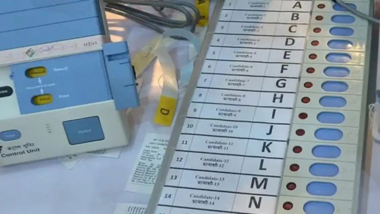 பறக்கும் படை சோதனையில் சிக்கிய 100 டம்மி வாக்குப்பதிவு இயந்திரங்கள்.!